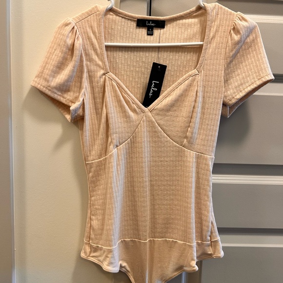 Lulu's Beige Ribbed Bodysuit - Picture 2 of 4